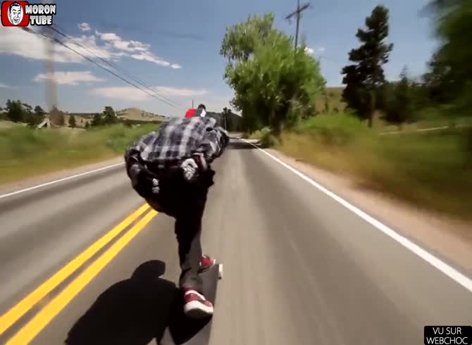 Video :Beautiful yet perilous longboard descent